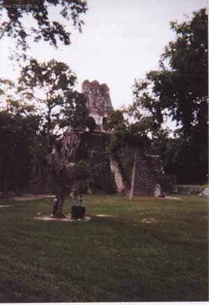 Foto: Guatemala-Tikal - Templo II