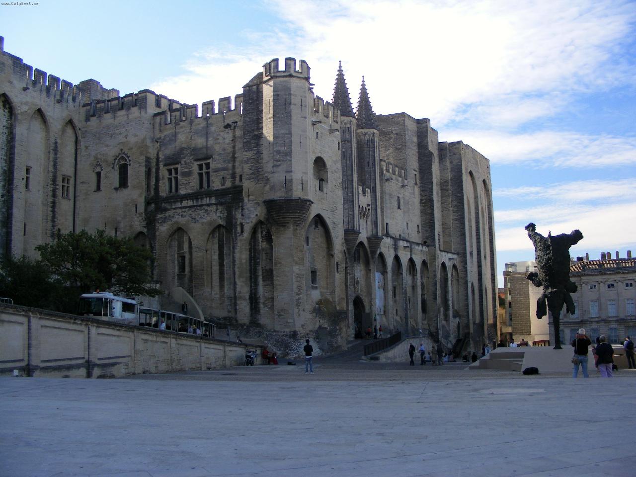 Foto: Avignon-Pape�sk� pal�c